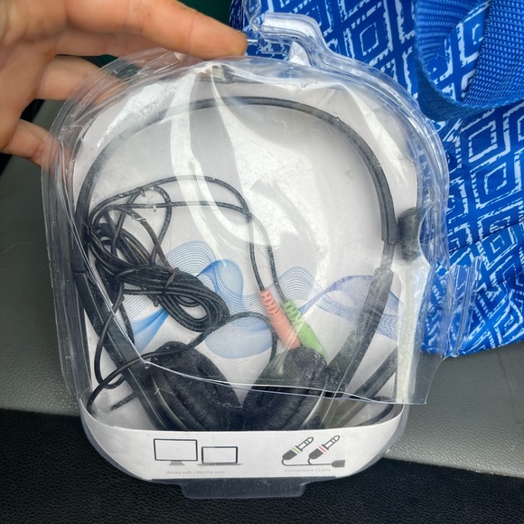 Stereo headset with microphone - Picture 4 of 8